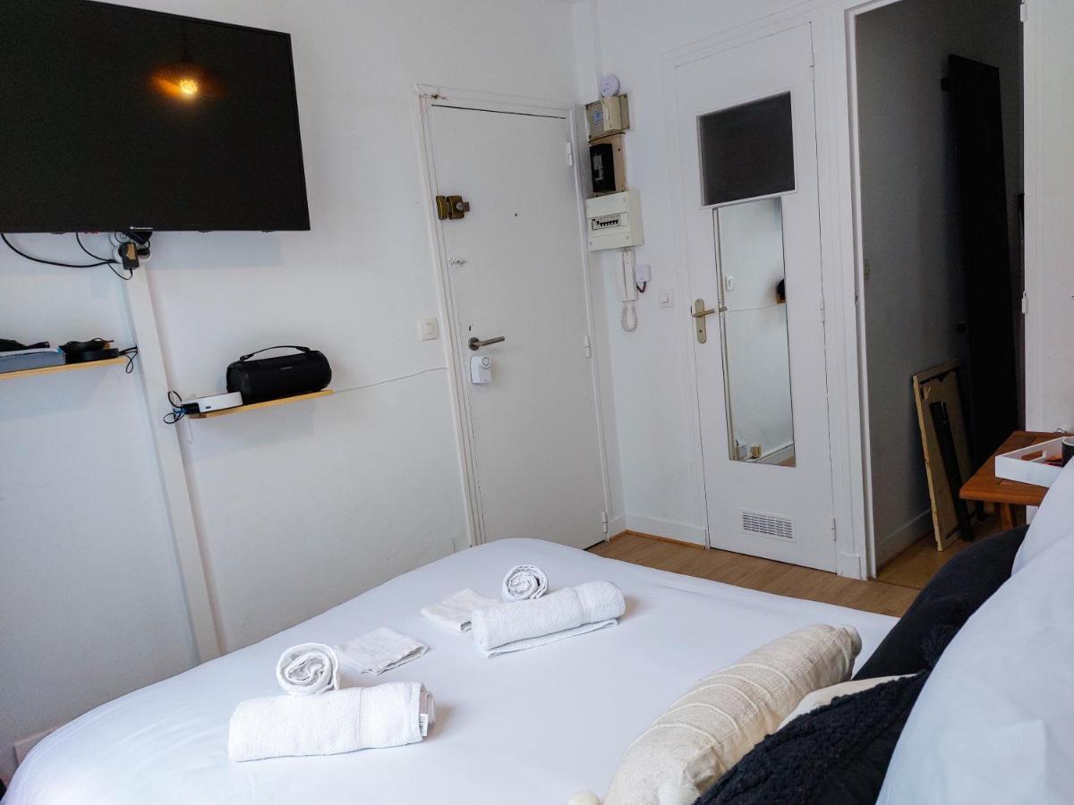 L'Essentiel - Tout Inclus ! Petit Dejeuner, Canal Plus, Netflix, Literie, Serviettes Rouen Bagian luar foto